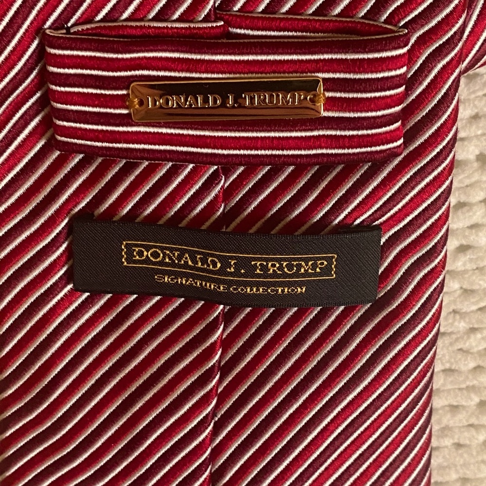 Donald J. Trump signature collection
